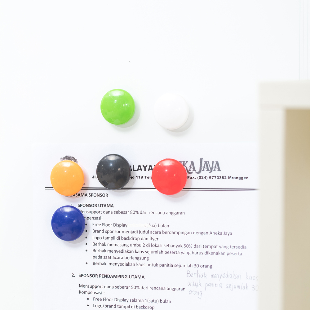 Jeu 6 Aimant Magnetic Button Deli E7825 30 mm